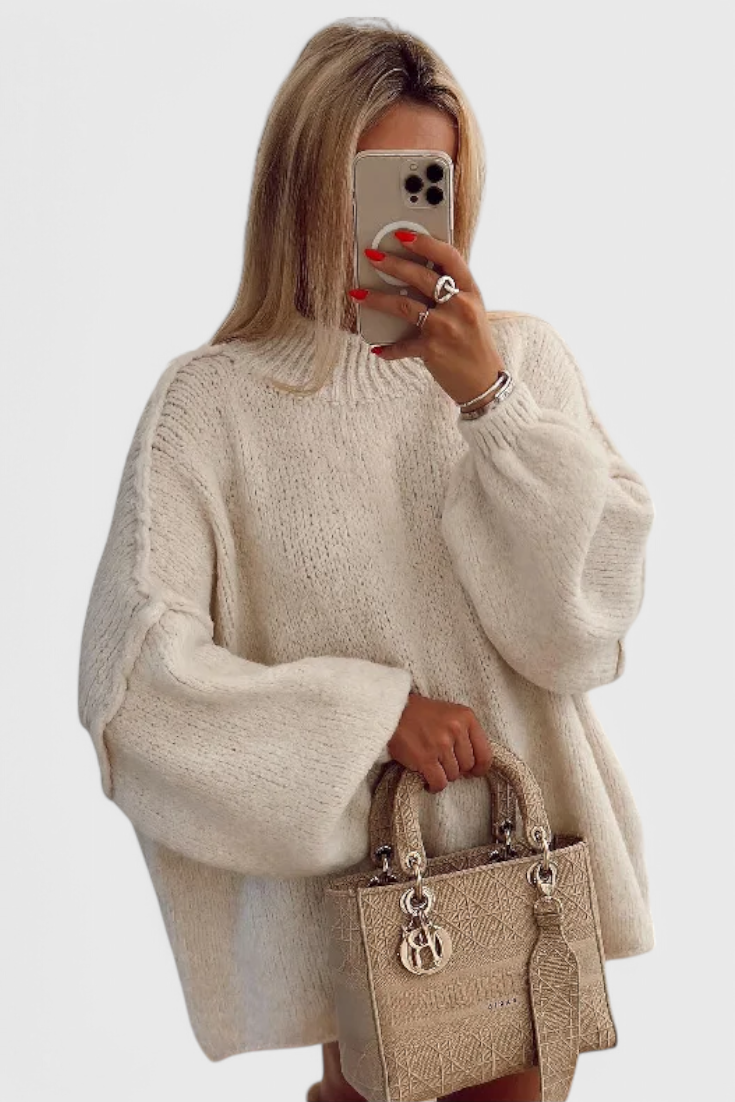 Cassia | Oversized Sweater i Strikket Materiale med Ballonærmer